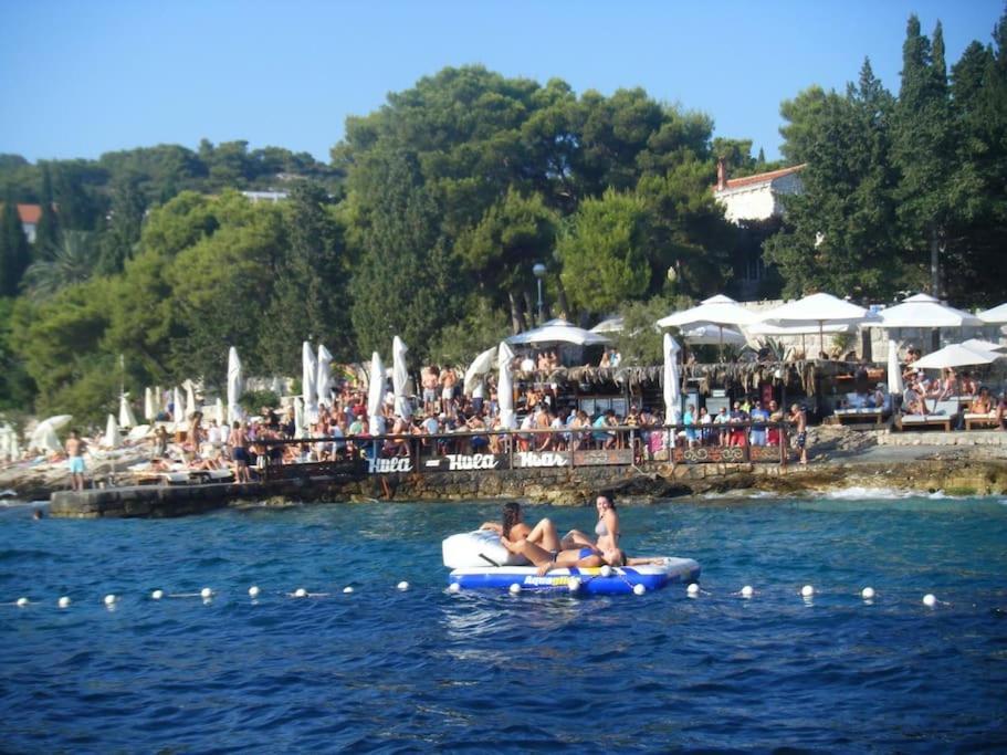 Apartman Tino With Two Sunny Terace Hvar Town Exterior foto