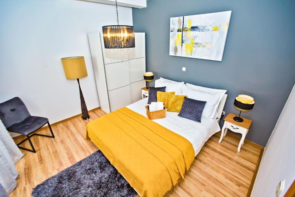 Apartman Tino With Two Sunny Terace Hvar Town Exterior foto